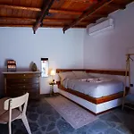Fteri Stone House In Platanos, Akrata Plátanos