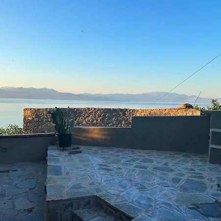 Fteri Stone House In Platanos, Akrata Apartment *