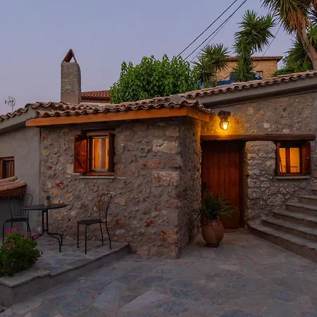Apartment Fteri Stone House In Platanos, Akrata *