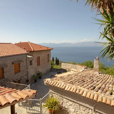 Appartement Fteri Stone House In Platanos, Akrata Plátanos