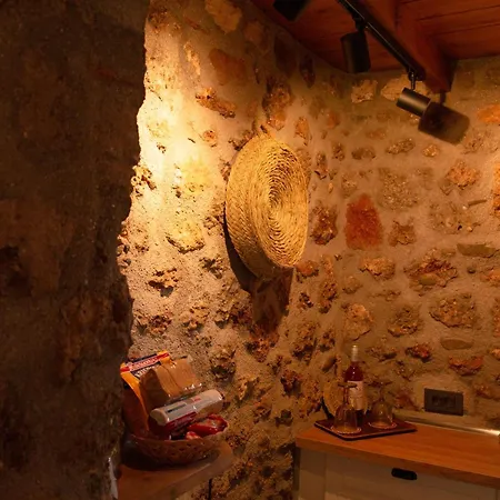 Apartment Fteri Stone House In Platanos, Akrata