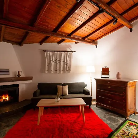 Fteri Stone House In Platanos, Akrata *