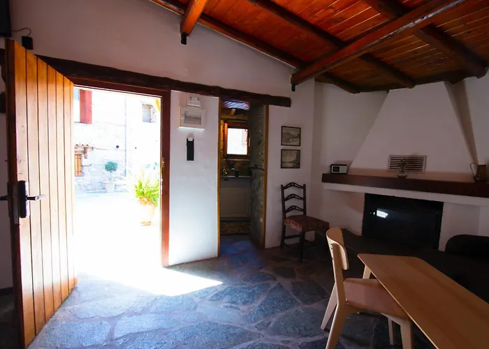 Fteri Stone House In Platanos, Akrata